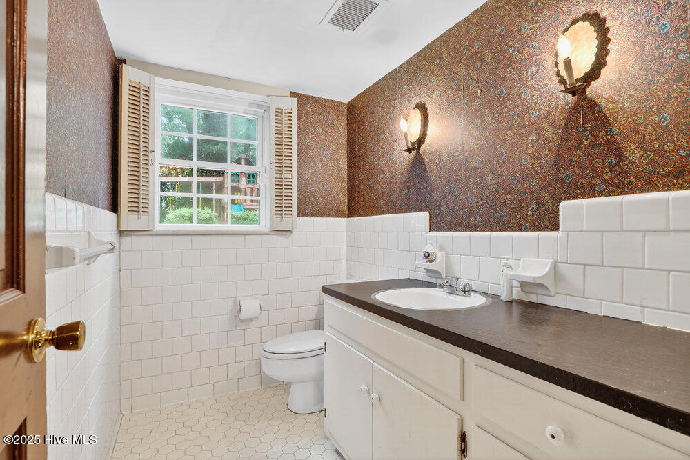 102 Cedar Lane Clinton, NC 28328 - Photo 40 of 48 042_038_6g8a5548_397