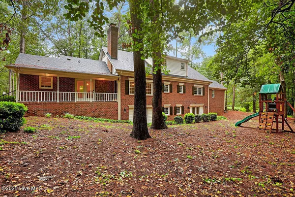 $549,900 | 102 Cedar Lane, Clinton, NC 28328