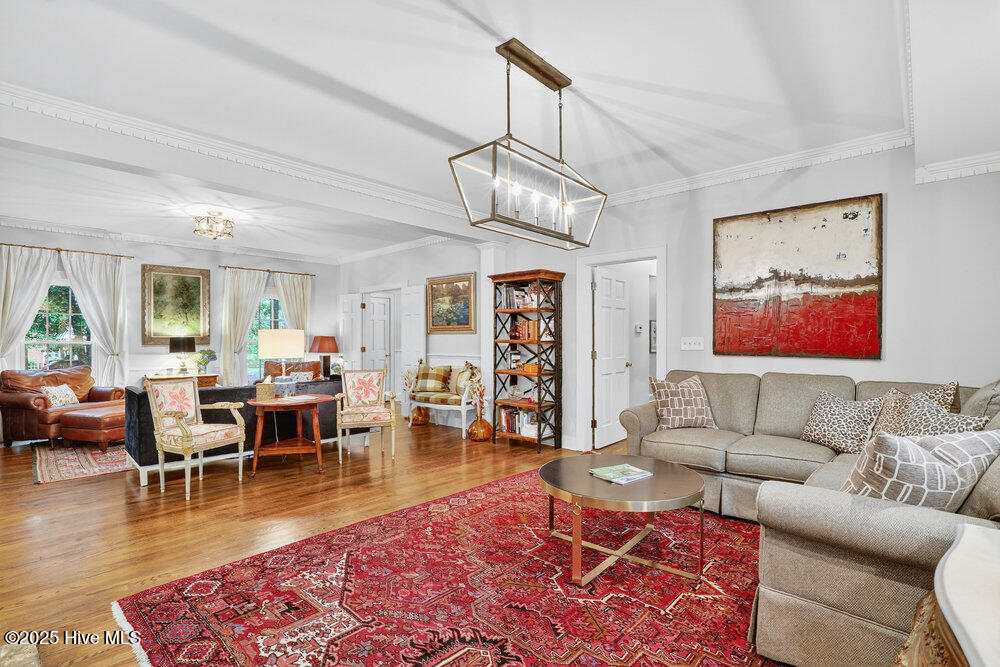 102 Cedar Lane Clinton, NC 28328 - Photo 9 of 48 010_011_6g8a5451_798_850