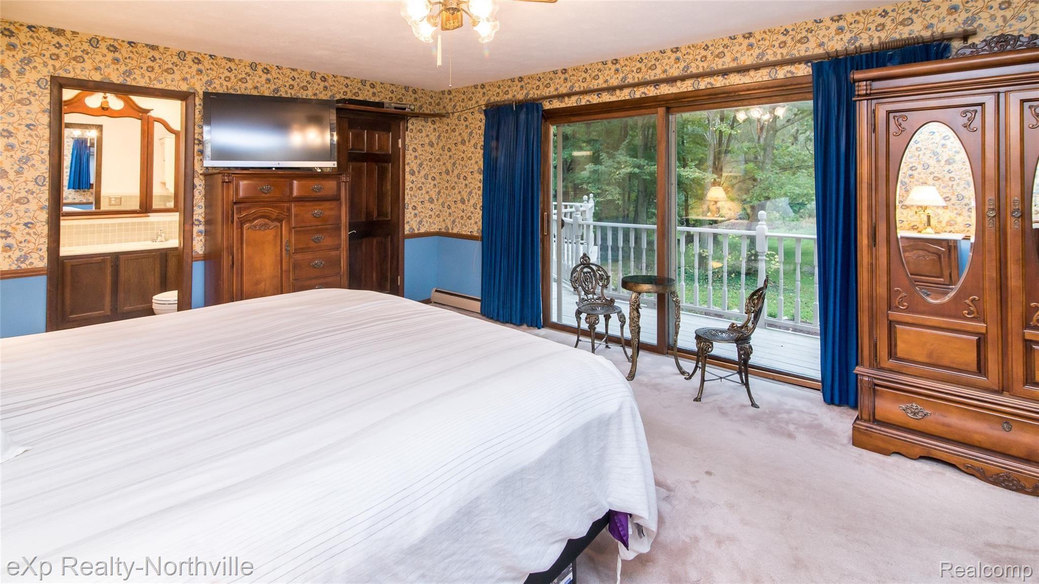 22265 Currie Road Northville, MI 48167 - Photo 54 of 86 053_68.jpg