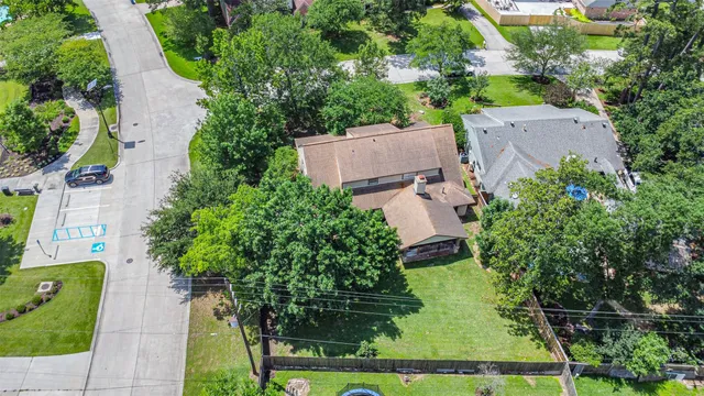 $385,500 | 28902 Twisted Oak Drive, Shenandoah, TX 77381