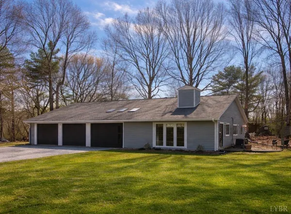 $399,000 | 148 Edgewood Drive, Lynchburg, VA 24502