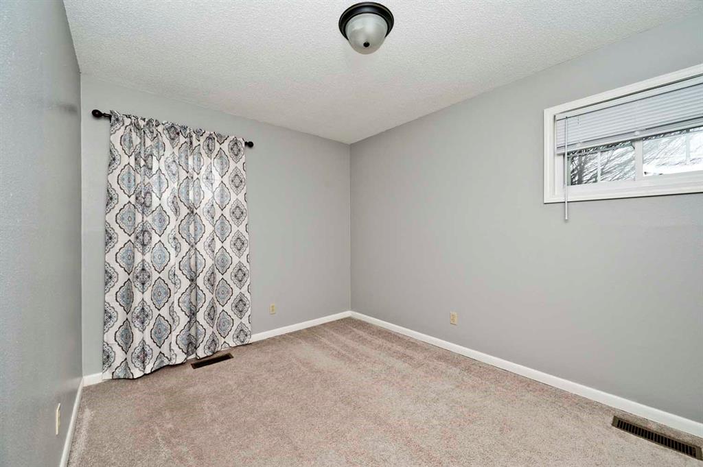 4733 Gambel Road Indianapolis, IN 46221 - Photo 15 of 18 Gallery Image 15