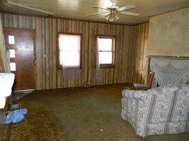 1835 Seven Sisters Road Vandergrift, PA 15690 - Photo 3 of 5 Living Room.
