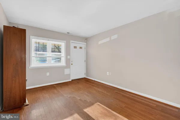 $499,999 | 1718 Montana Avenue Northeast, Unit 1718, Washington, DC 20018