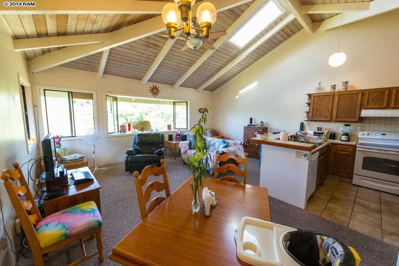 101 Hui Rd F, Unit E1 Lahaina, HI 96761 - Photo 6 of 23 Gallery Image 6