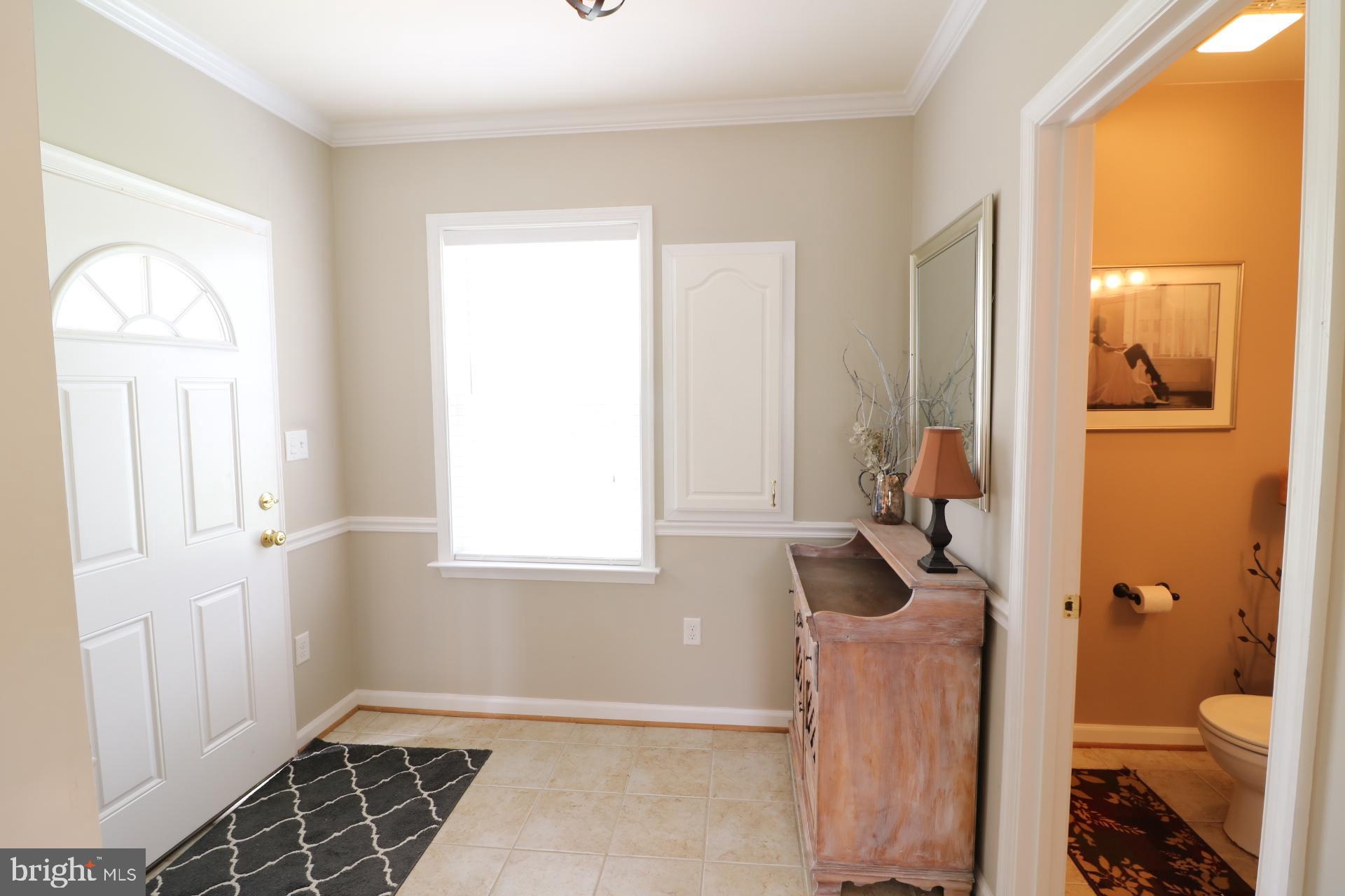 2419 Suncrest Road Baltimore, MD 21219 - Photo 20 of 35 Gallery Image 20