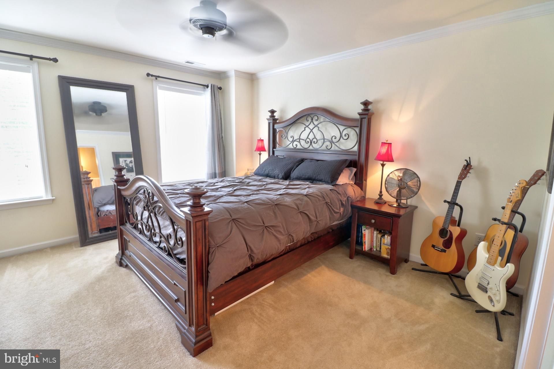 2419 Suncrest Road Baltimore, MD 21219 - Photo 25 of 35 Gallery Image 25
