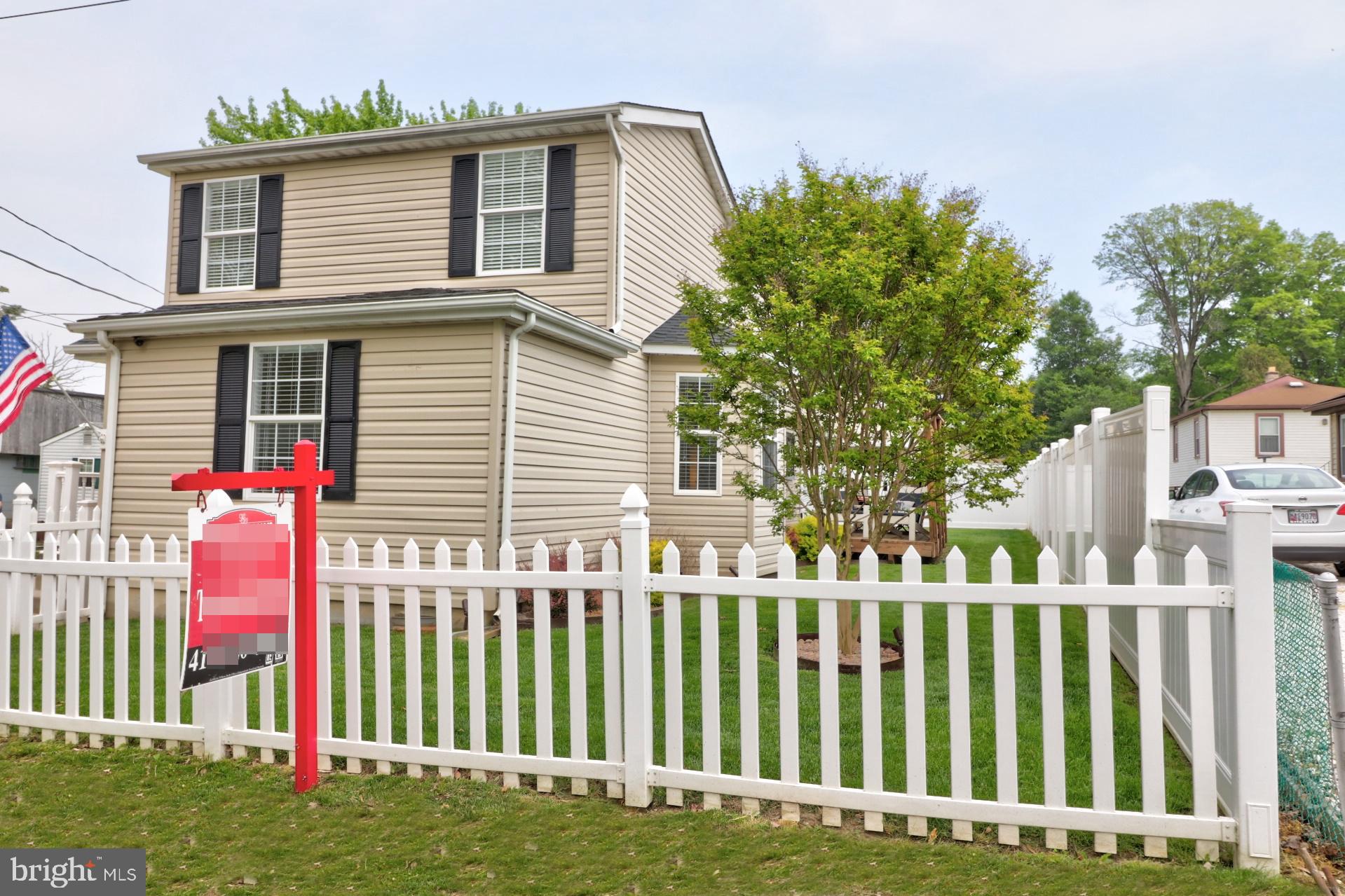 2419 Suncrest Road Baltimore, MD 21219 - Photo 6 of 35 Gallery Image 6