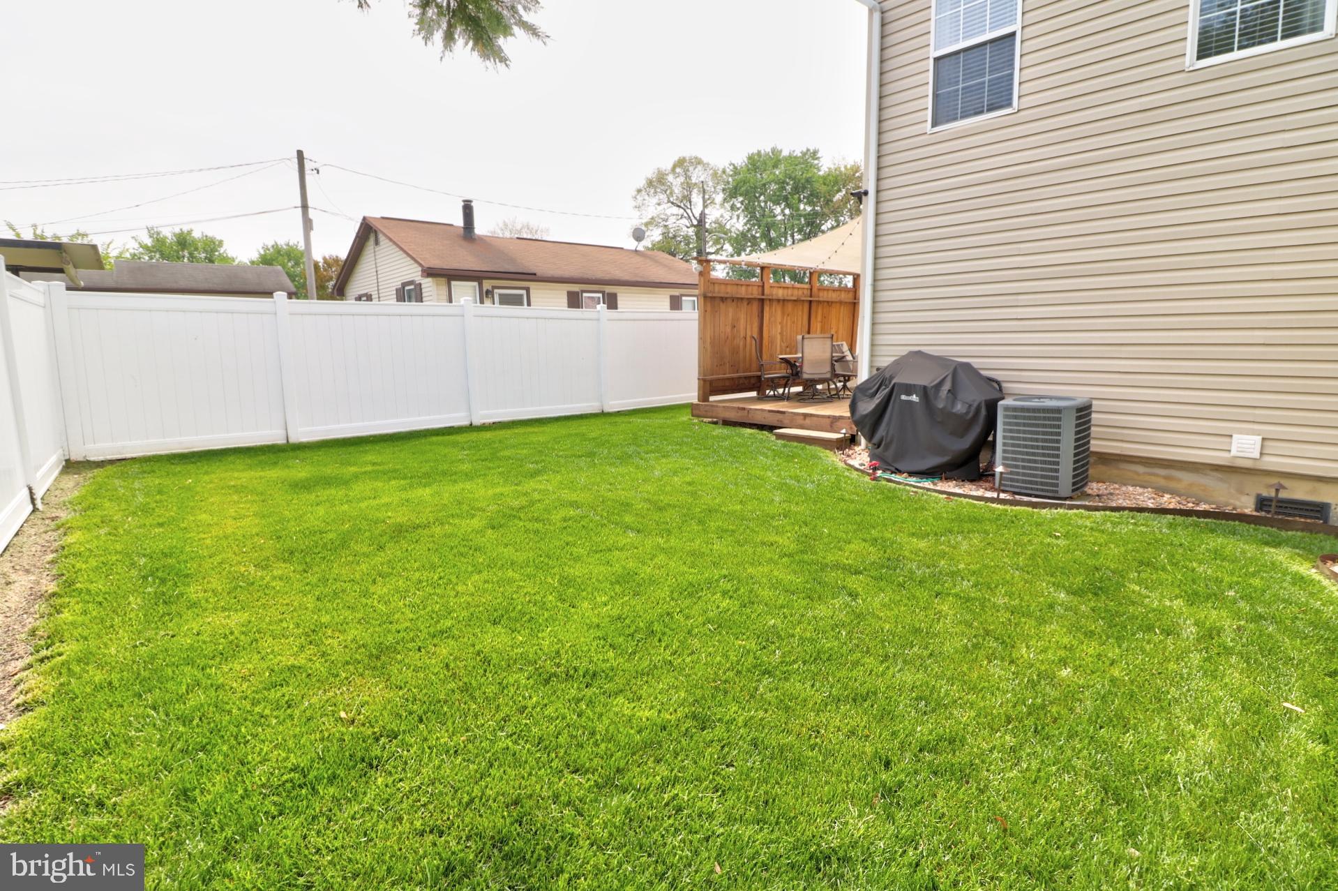 2419 Suncrest Road Baltimore, MD 21219 - Photo 9 of 35 Gallery Image 9