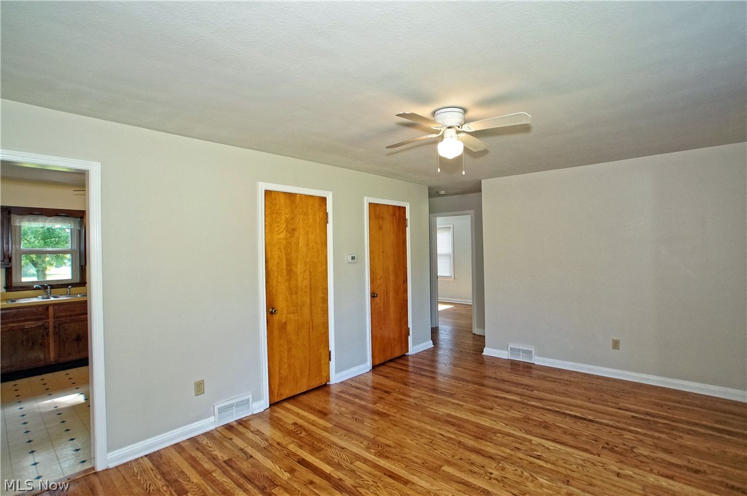 13583 Ravenna Road Chardon, OH 44024 - Photo 4 of 31
