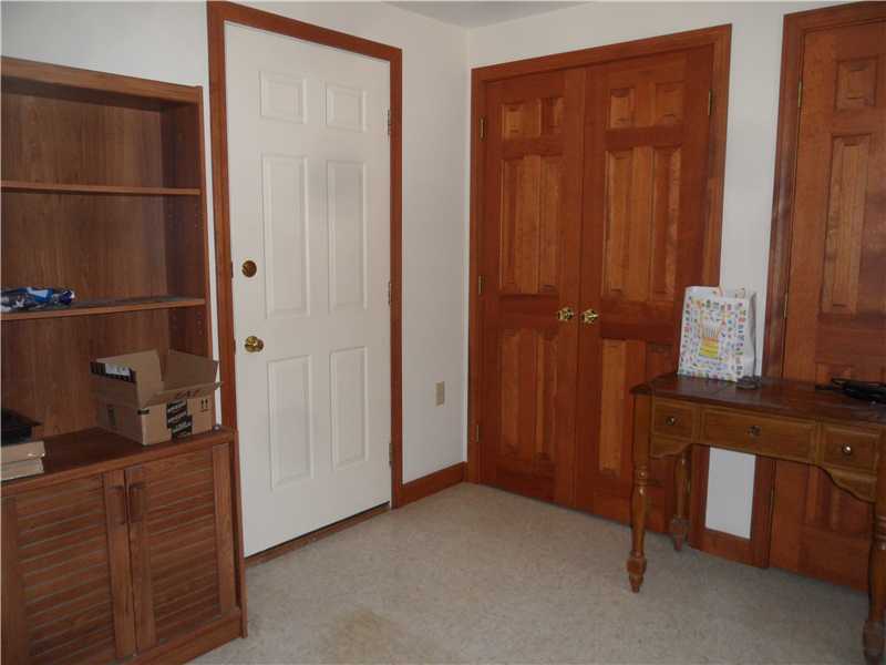 33 Balcom Road Foster, RI 02825 - Photo 5 of 7 Mud Room.