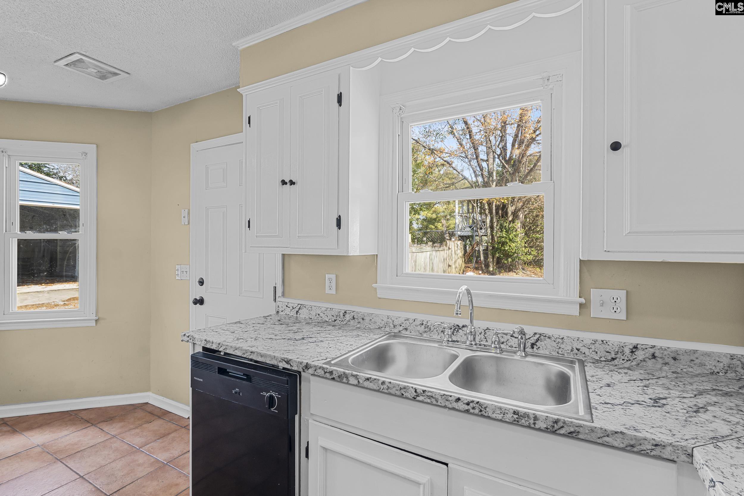 4062 Platt Springs Road West Columbia, SC 29170 - Photo 9 of 28