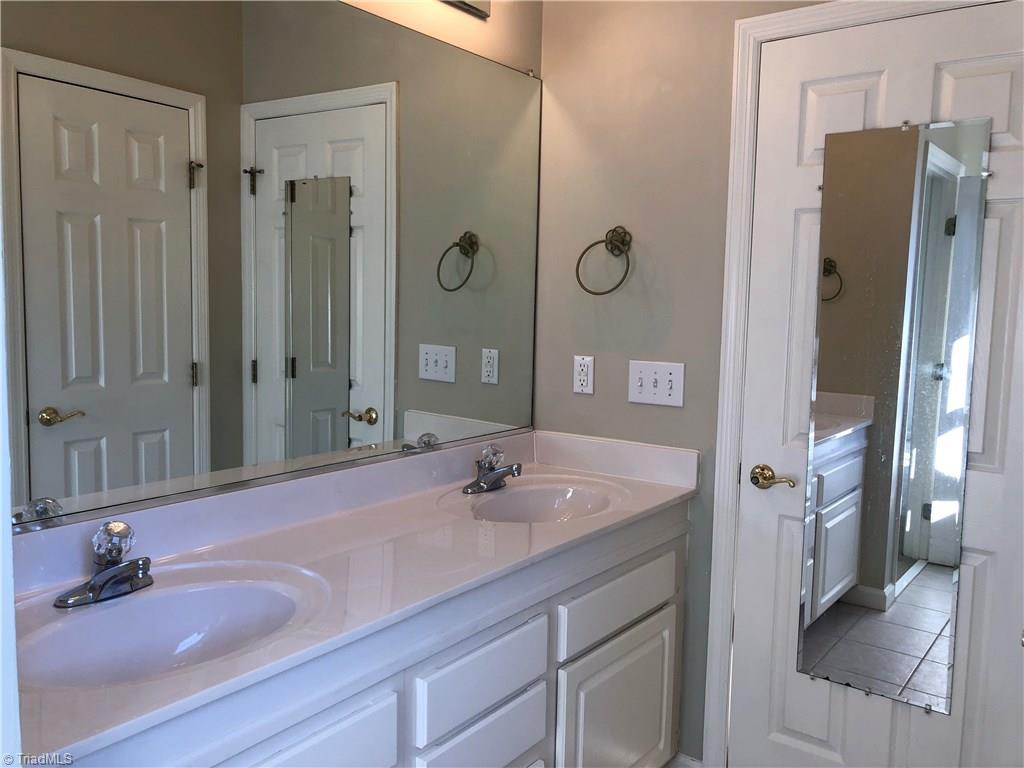 504 Barrett Road Winston-Salem, NC 27104 - Photo 13 of 24