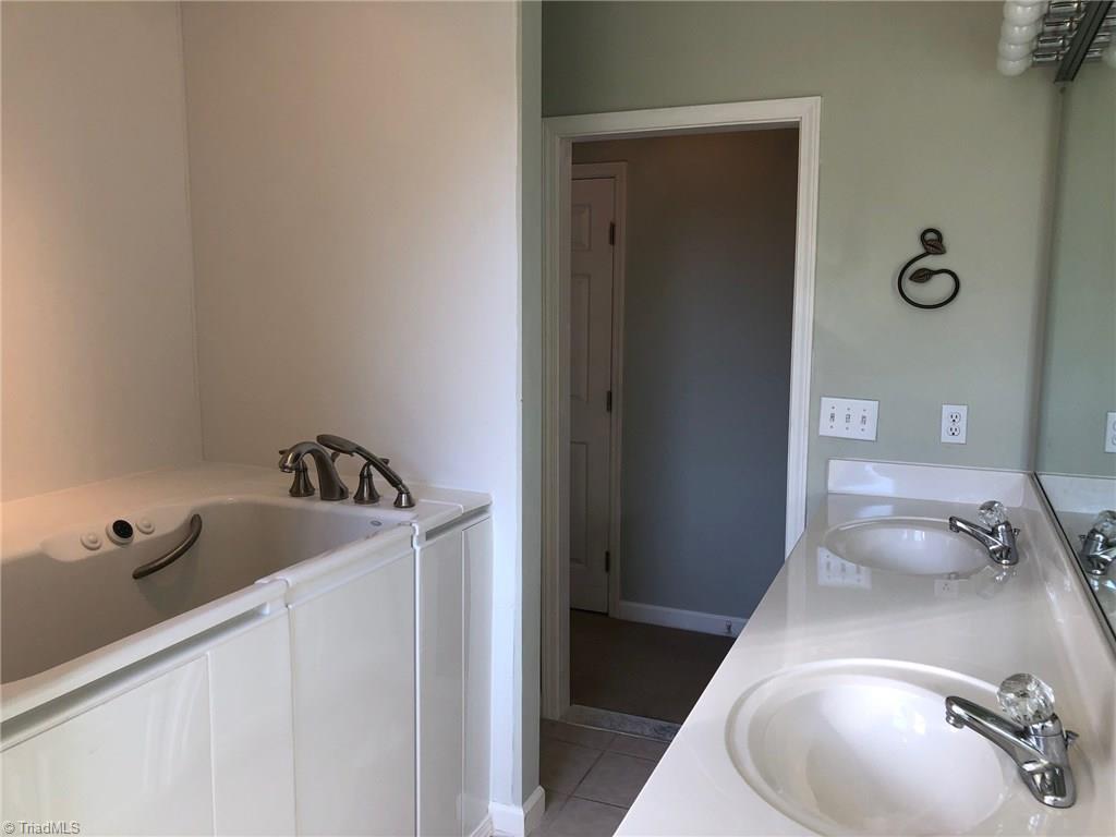 504 Barrett Road Winston-Salem, NC 27104 - Photo 18 of 24
