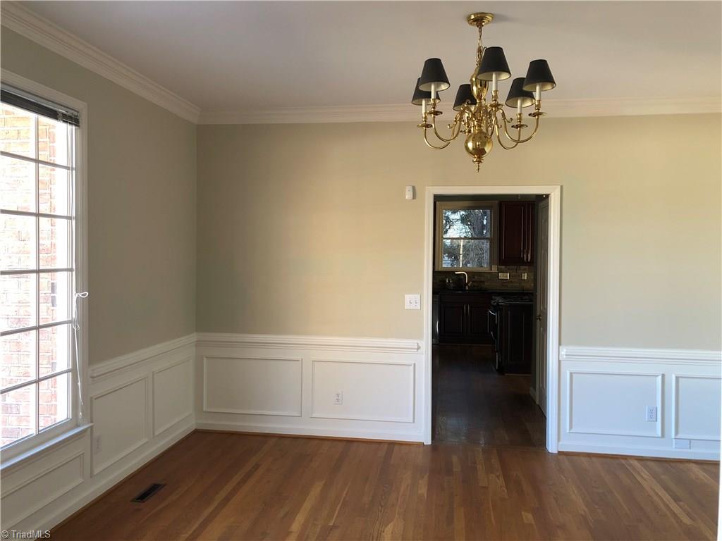 504 Barrett Road Winston-Salem, NC 27104 - Photo 3 of 24