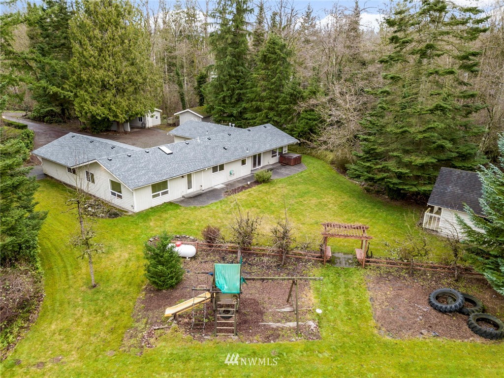 9238 Delta Line Road Custer, WA 98240 - Photo 3 of 25