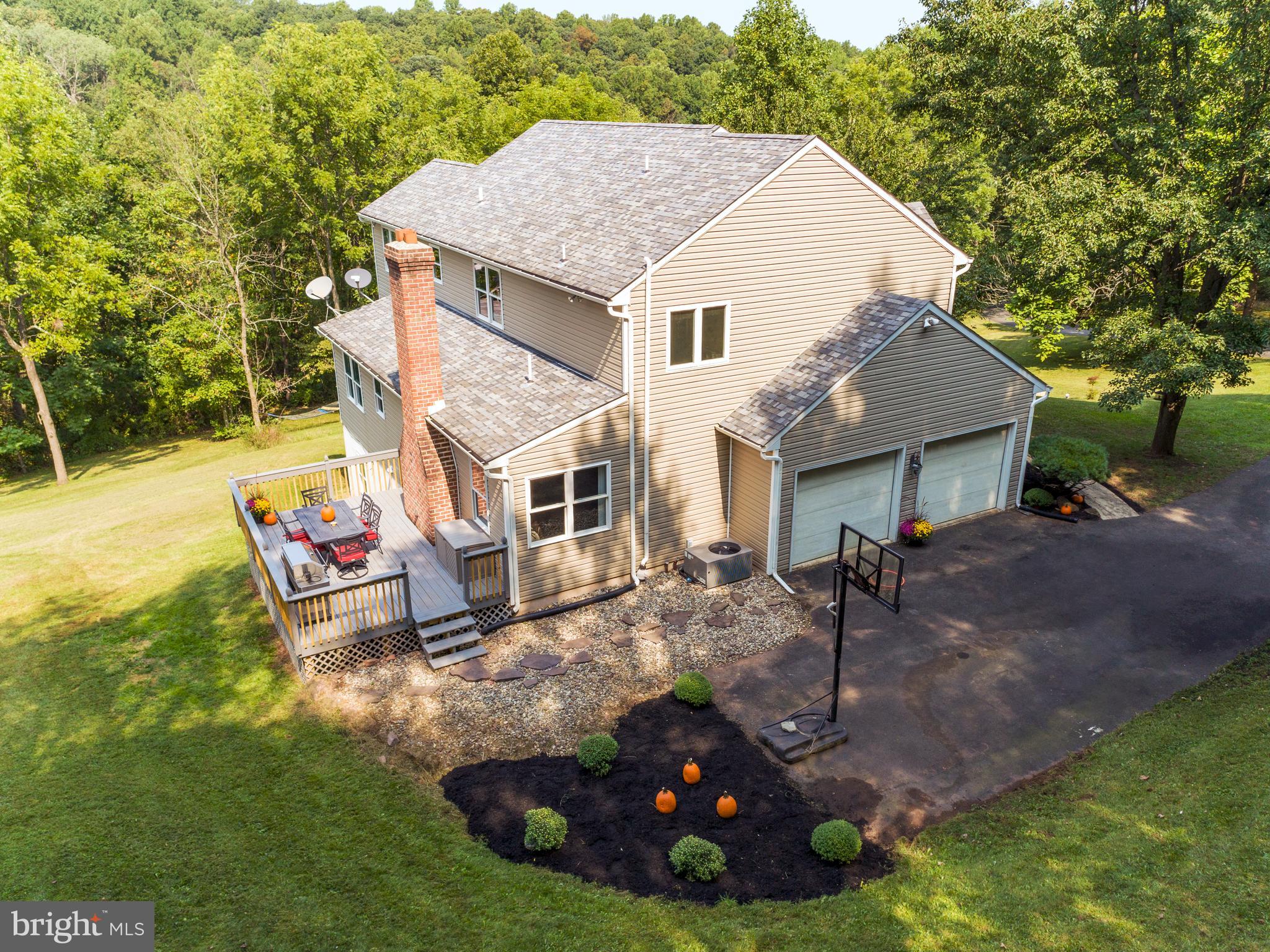 267 Overlook Road Morgantown, PA 19543 - Photo 3 of 69 Gallery Image 3