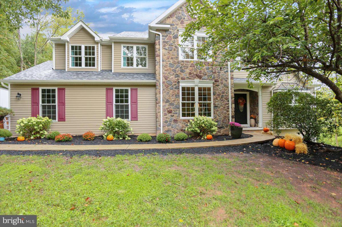 267 Overlook Road Morgantown, PA 19543 - Photo 8 of 69 Gallery Image 8