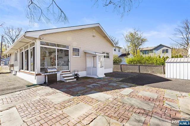 $579,900 | 105 Allen Street, Hackensack, NJ 07601