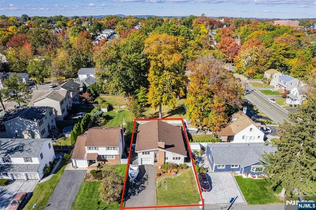 $579,900 | 105 Allen Street, Hackensack, NJ 07601