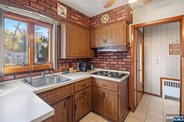 $579,900 | 105 Allen Street, Hackensack, NJ 07601