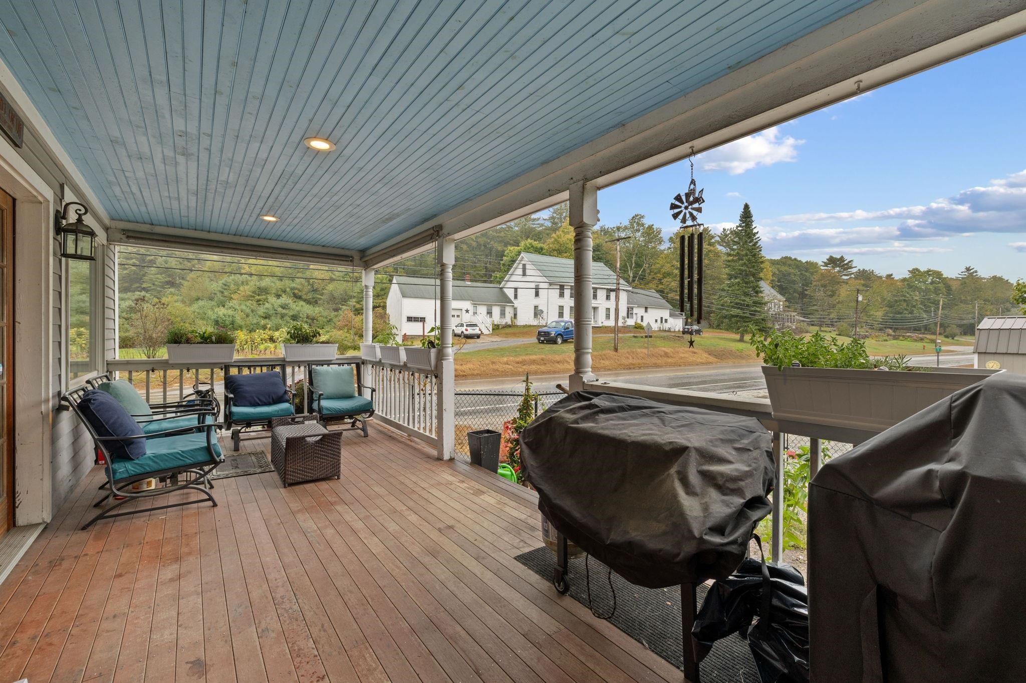 1571 Dover Road Epsom, NH 03234 - Photo 13 of 45