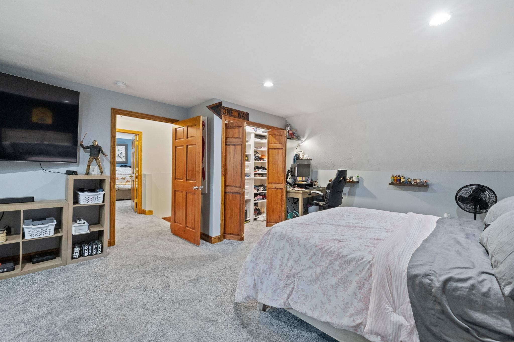 1571 Dover Road Epsom, NH 03234 - Photo 21 of 45