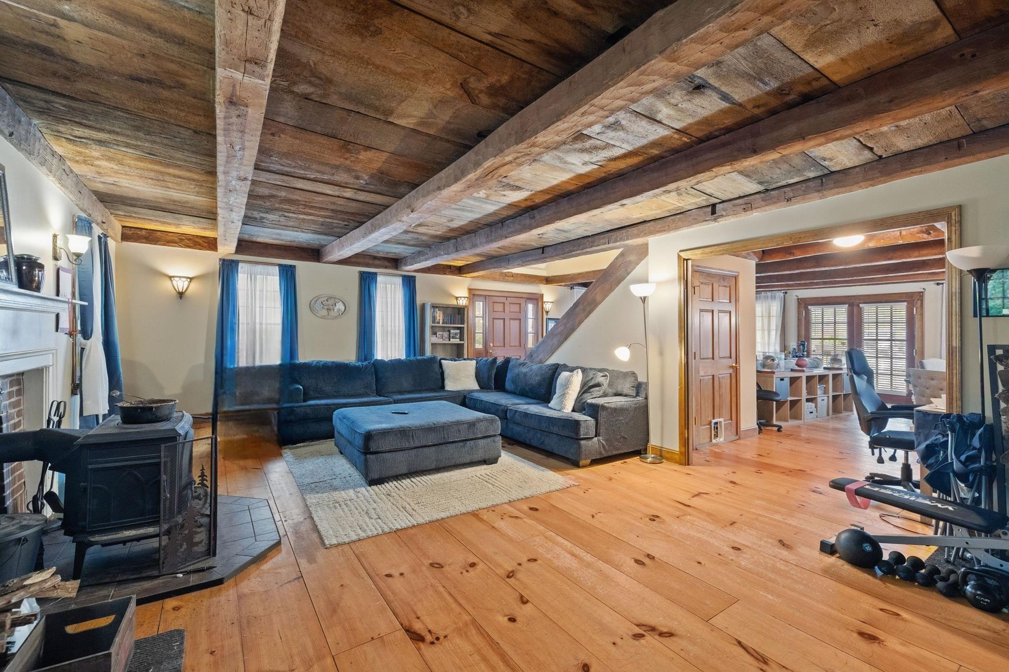 1571 Dover Road Epsom, NH 03234 - Photo 8 of 45