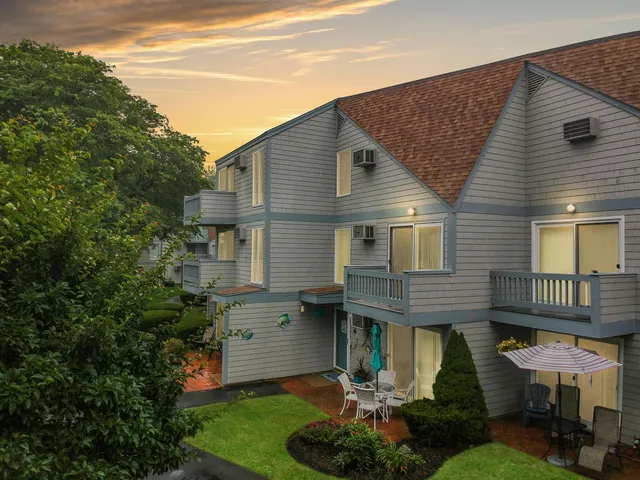 $505,000 | 23 Cusack Road, Unit 15, Hampton, NH 03842