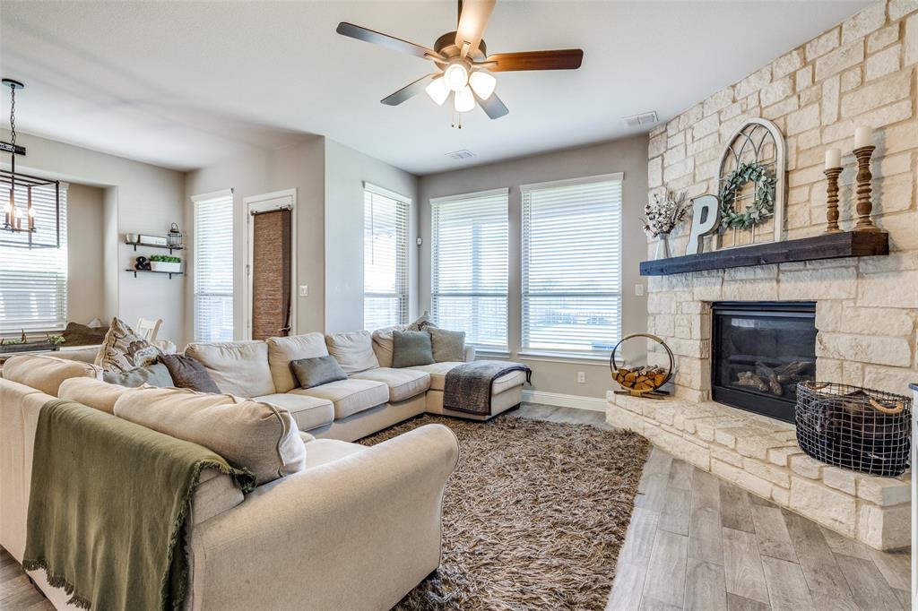 672 Harris Ridge Drive Arlington, TX 76002 - Photo 6 of 25