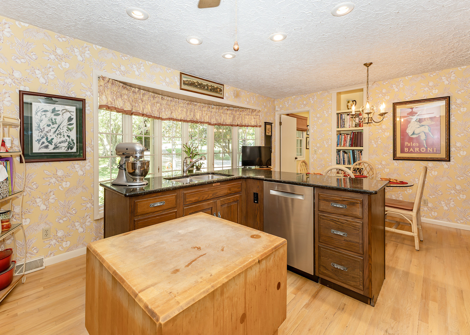 6026 95th Avenue West Taylor Ridge, IL 61284 - Photo 4 of 32