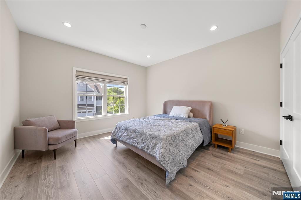 3 Azalea Lane Cedar Grove, NJ 07009 - Photo 21 of 39