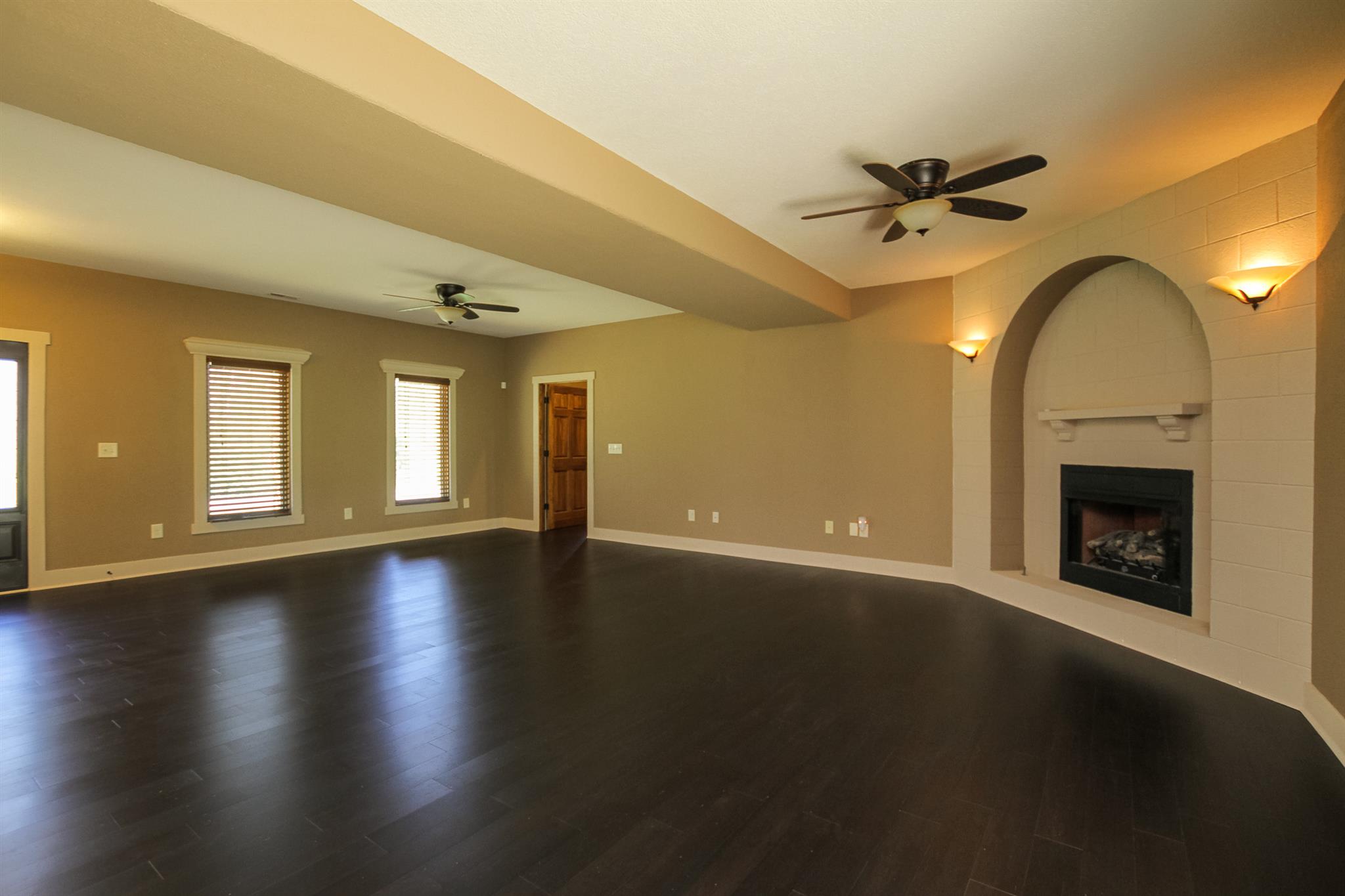 103 Spalding Court Springfield, TN 37172 - Photo 8 of 25 Gallery Image 8