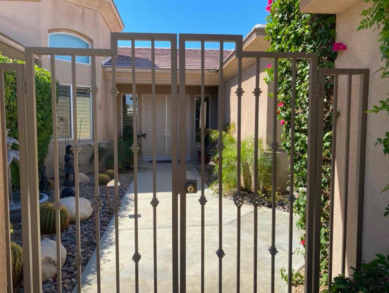 23 Paris Way Rancho Mirage, CA 92270 - Photo 4 of 55 Screen Shot 2022-08-17 at 7.49.30 PM