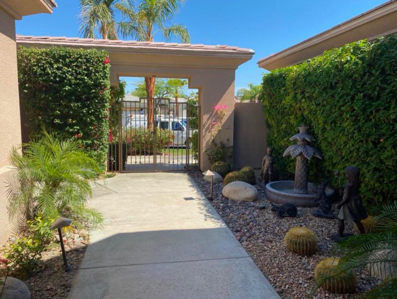 23 Paris Way Rancho Mirage, CA 92270 - Photo 7 of 55 Screen Shot 2022-08-17 at 7.50.24 PM