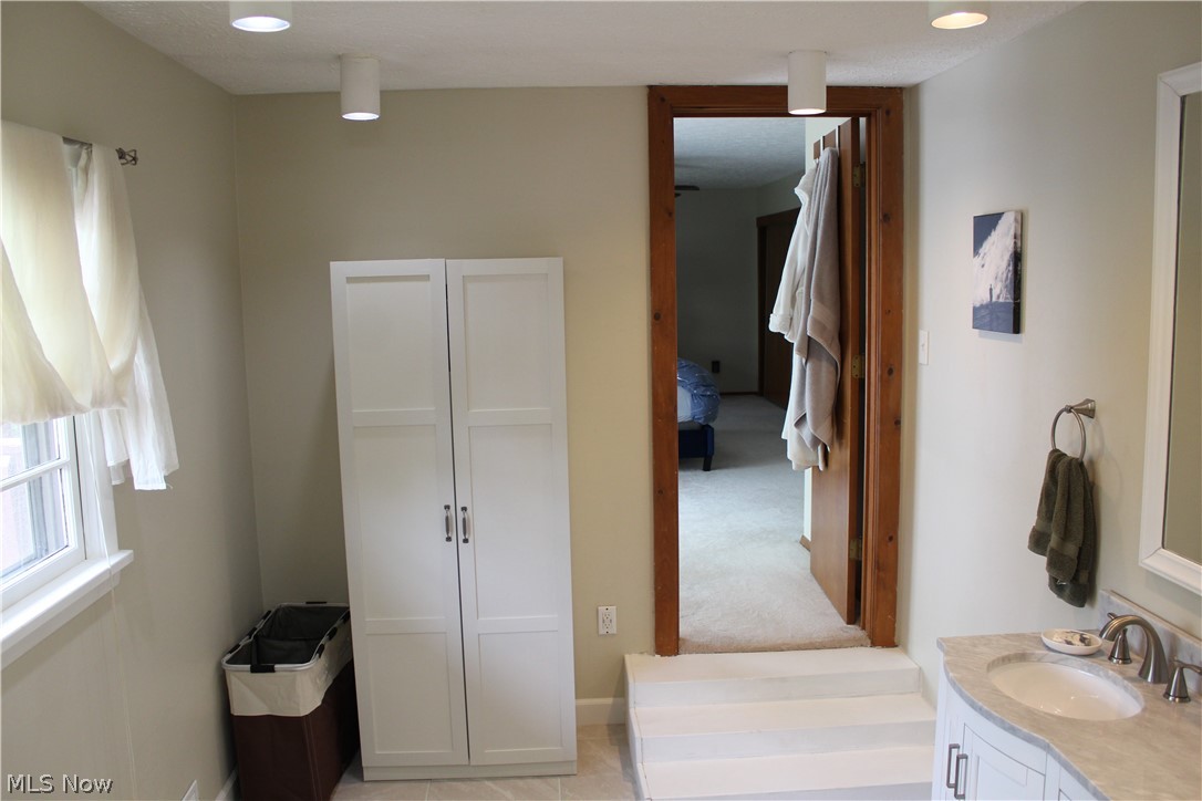 3052 Hamilton Road Medina, OH 44256 - Photo 17 of 35 Gallery Image 17