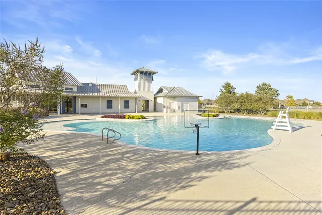 a view of a house with entertaining space