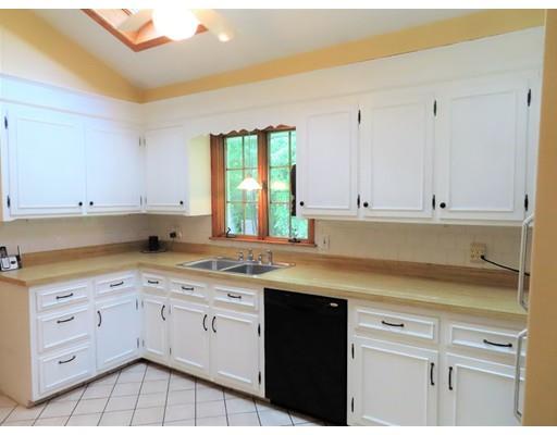 15 Nancy Drive Rutland, MA 01543 - Photo 9 of 24 Gallery Image 9