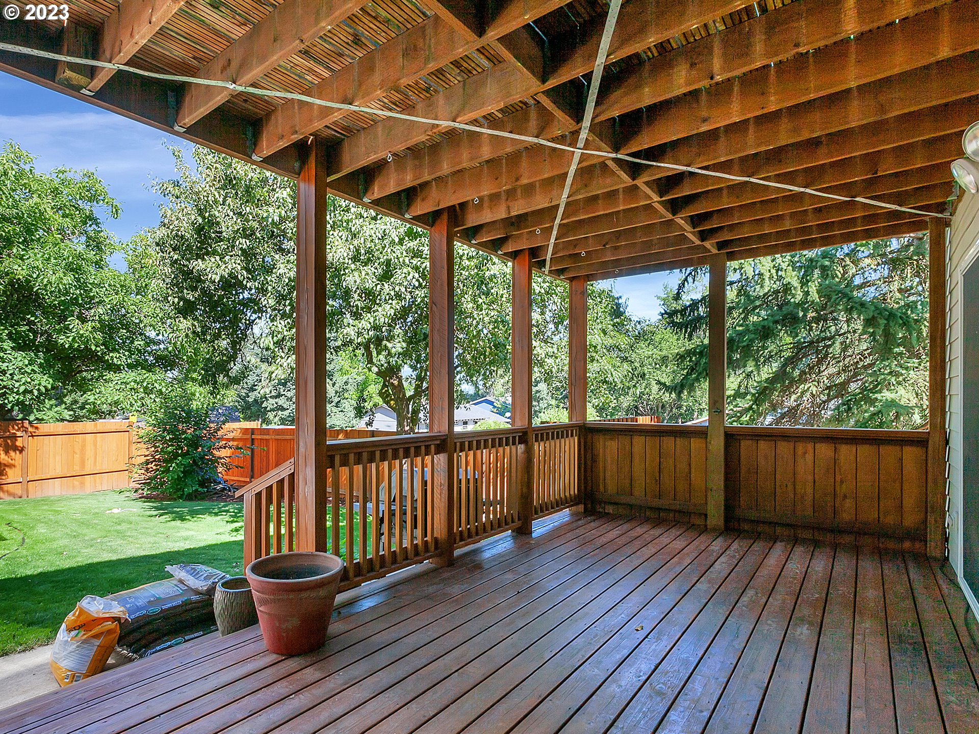 7375 Southwest 167th Place Aloha, OR 97007 - Photo 26 of 42 Deck
