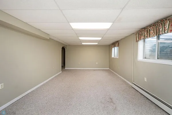 $179,000 | 303 9th Avenue East, Lisbon, ND 58054