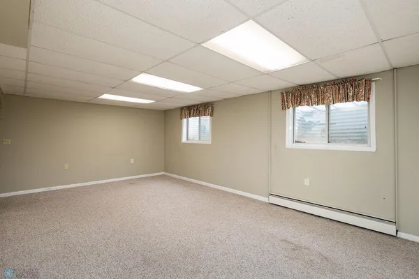 $179,000 | 303 9th Avenue East, Lisbon, ND 58054