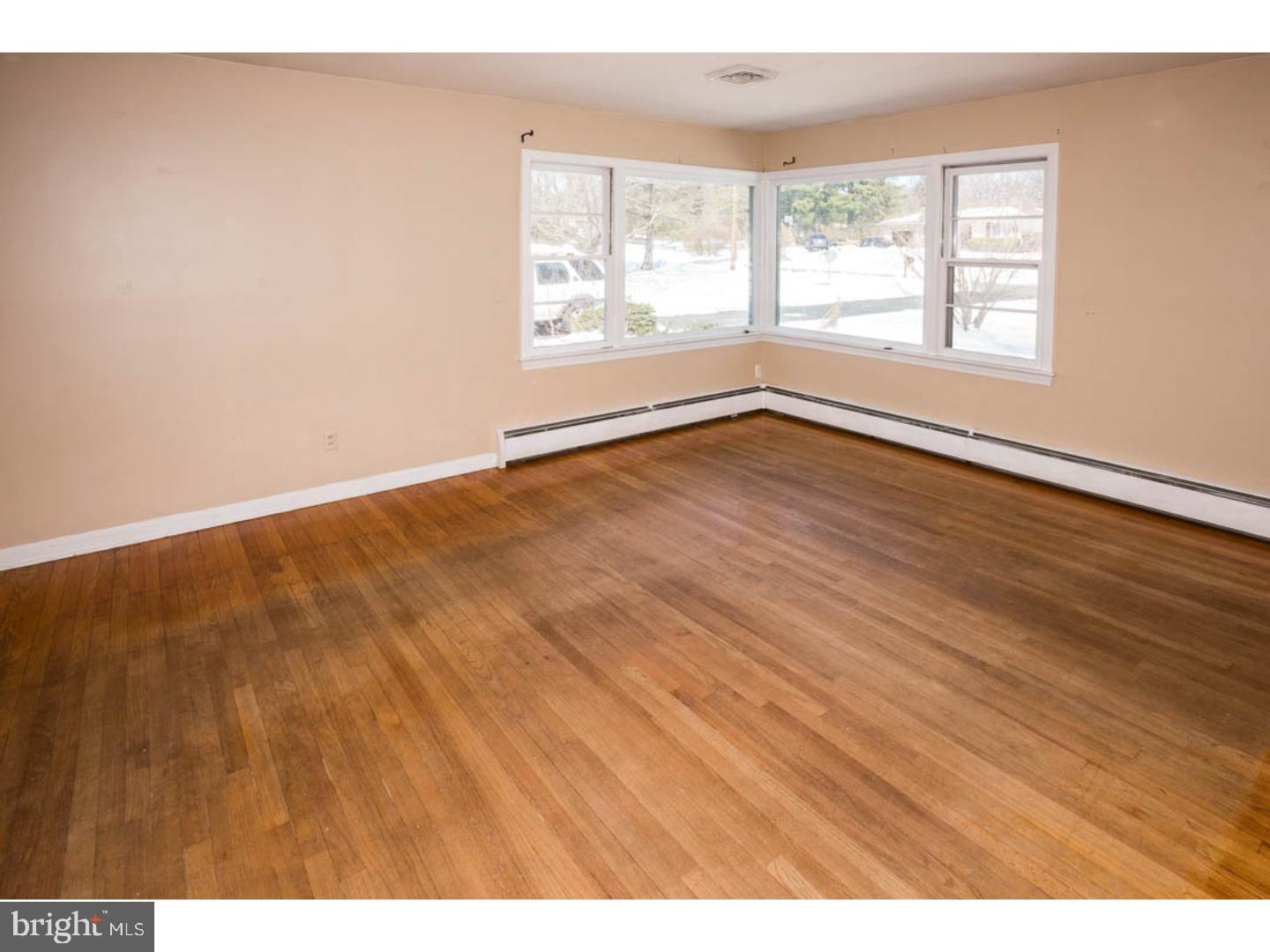 8 Meadowbrook Road Flemington, NJ 08822 - Photo 19 of 21 Gallery Image 19