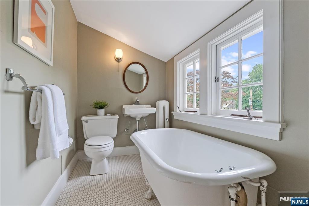 54 Aubrey Road Montclair, NJ 07043 - Photo 24 of 31