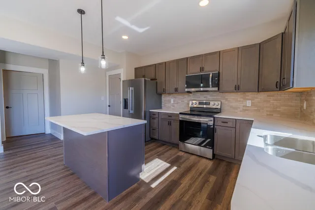 $405,000 | 108 Pin Oak Road, Spencer, IN 47460