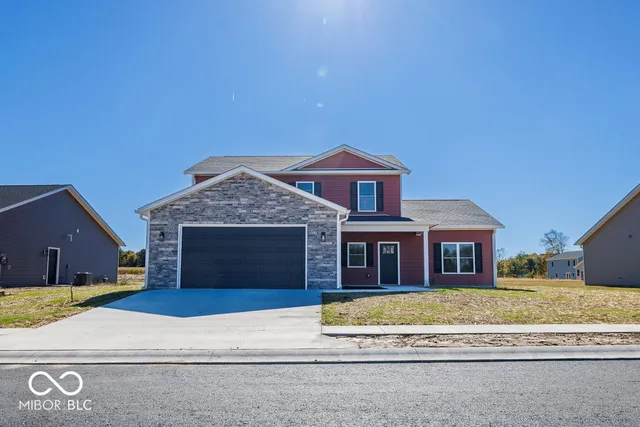 $405,000 | 108 Pin Oak Road, Spencer, IN 47460