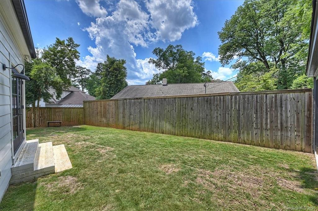2240 Sharon Road Charlotte, NC 28207 - Photo 40 of 41 Gallery Image 40