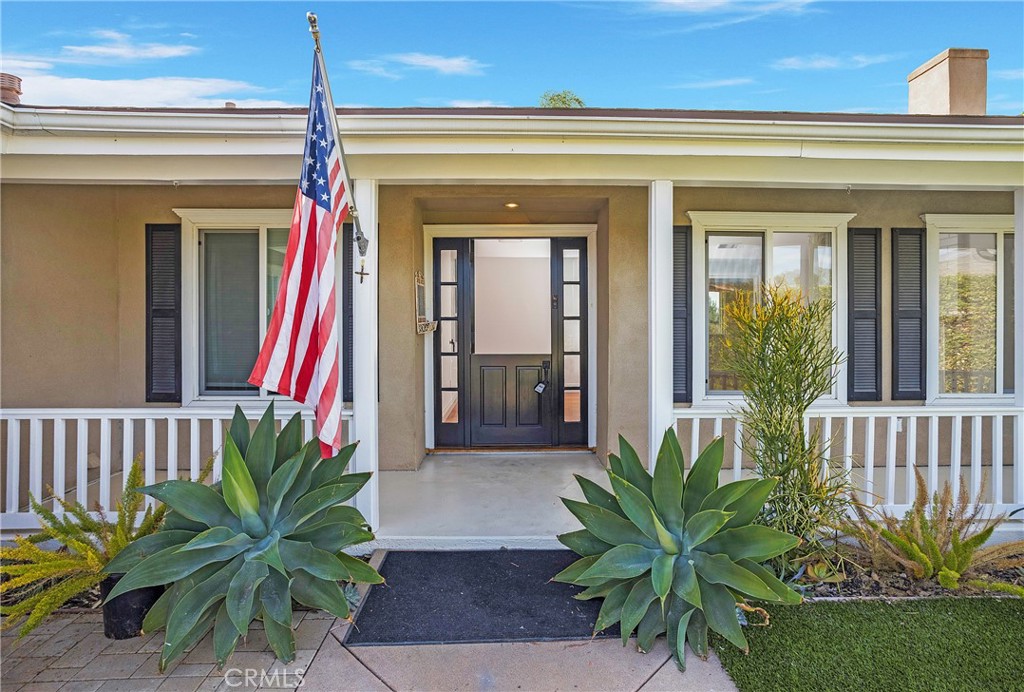 25222 Del Rio Laguna Niguel, CA 92677 - Photo 4 of 37 a front view of a house