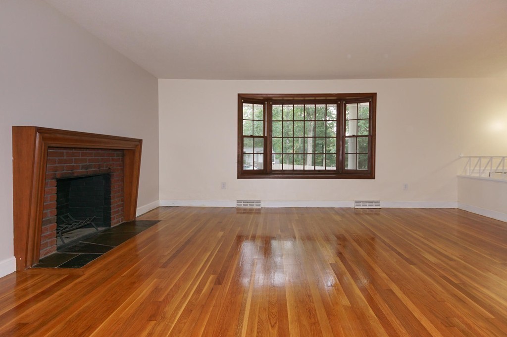 34 Cherry Road Framingham, MA 01701 - Photo 7 of 27 Gallery Image 7