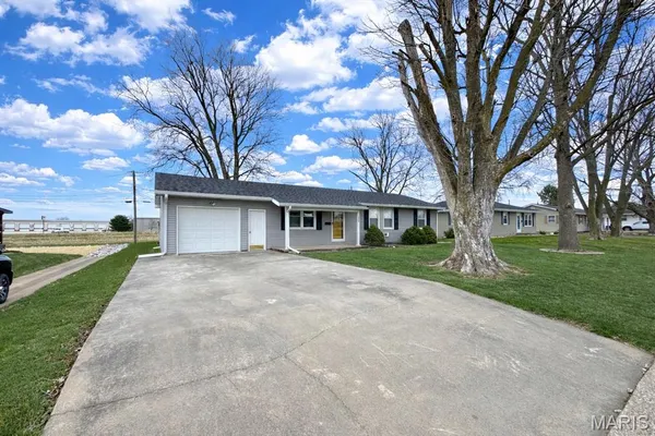 $210,000 | 1213 Martha Street, Palmyra, MO 63461